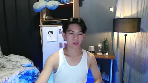 Snapshot of asian_wayne chatting on January 22, 2025, 11:56 am wayne online show from January 22, 2025, 11:56 am