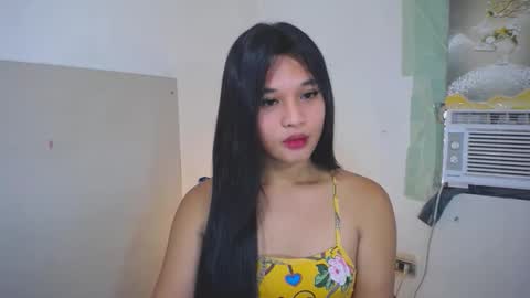 Yan online show from October 26, 2025, 4:07 am