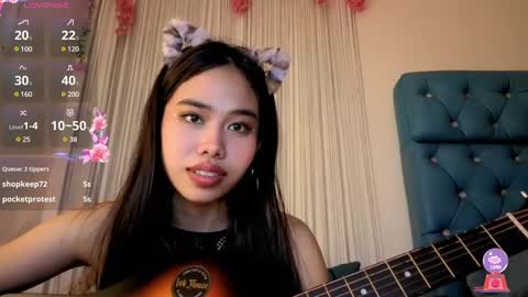 Snapshot of asianbabecandy chatting on February 23, 2025, 12:48 pm candy online show from February 23, 2025, 12:48 pm