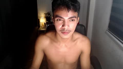 Snapshot of asianboyhunt chatting on December 3, 2024, 10:51 pm Fev online show from December 3, 2024, 10:51 pm