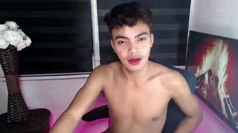 Snapshot of asianboyhunt chatting on January 18, 2025, 11:11 pm Fev online show from January 18, 2025, 11:11 pm