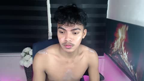 Snapshot of asianboyhunt chatting on February 7, 2025, 3:34 am Fev online show from February 7, 2025, 3:34 am