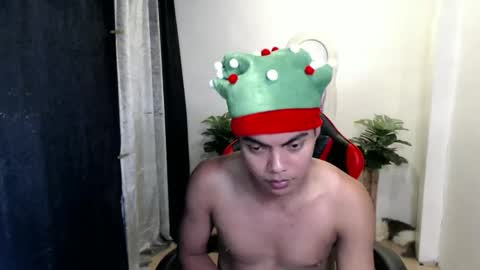 Snapshot of asianboyhunt chatting on October 21, 2025, 7:14 pm Fev online show from October 21, 2025, 7:14 pm