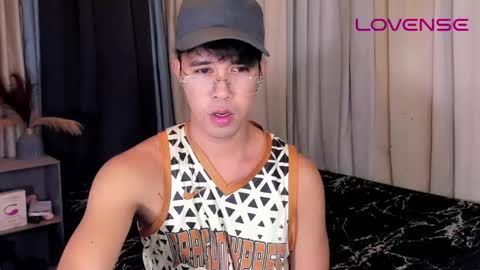 asiancum_peter online show from June 1, 2026, 2:57 am