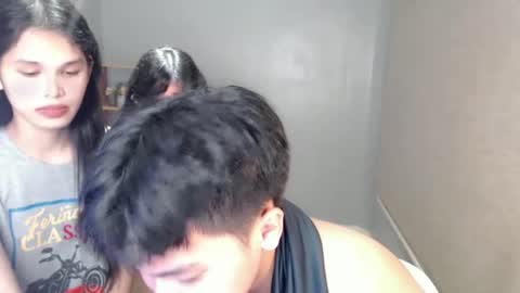   online show from December 11, 2024, 12:02 pm