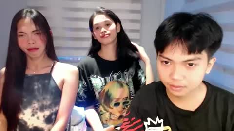   online show from December 12, 2024, 1:39 pm