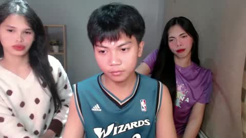   online show from December 15, 2024, 5:53 pm