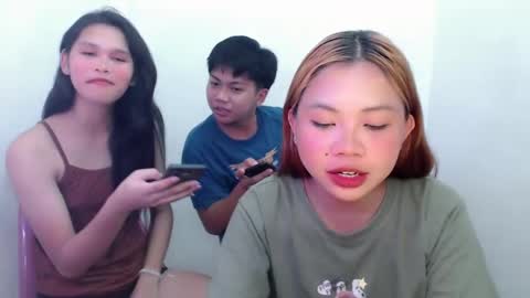   online show from February 11, 2025, 8:05 am