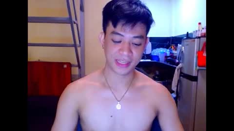 asiandreamboyx online show from March 26, 2026, 8:31 am