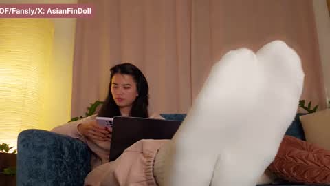 Snapshot of asianfindoll chatting on October 27, 2025, 6:50 am Goddess Sofia online show from October 27, 2025, 6:50 am