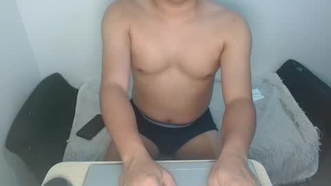 Snapshot of asiangay1209 chatting on November 5, 2025, 11:21 am asiangay1209 online show from November 5, 2025, 11:21 am