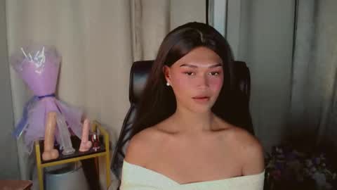Snapshot of asiankianna chatting on April 19, 2026, 11:42 am Kianna online show from April 19, 2026, 11:42 am