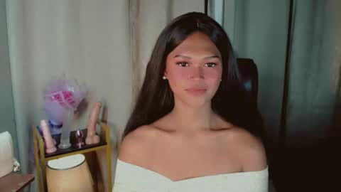 Snapshot of asiankianna chatting on April 23, 2026, 12:29 pm Kianna online show from April 23, 2026, 12:29 pm