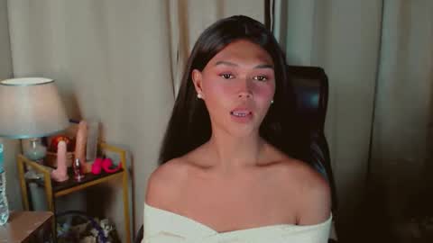 Snapshot of asiankianna chatting on May 17, 2026, 10:22 am Kianna online show from May 17, 2026, 10:22 am