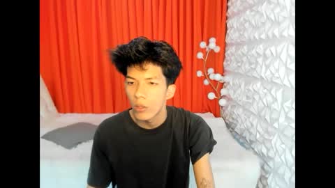 asiankingfucker online show from April 21, 2026, 11:49 am