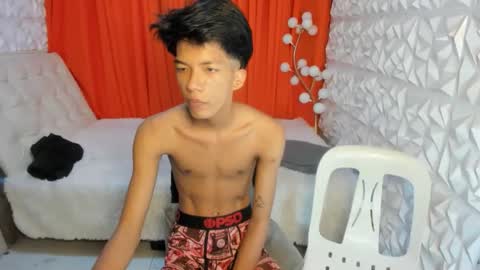 asiankingfucker online show from May 20, 2026, 9:32 pm