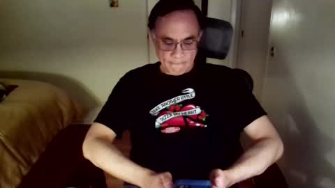 Snapshot of asianmixedman chatting on March 7, 2025, 10:43 pm Asian Mixed Man online show from March 7, 2025, 10:43 pm