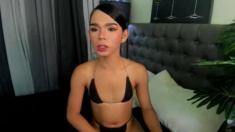 asianpetiteprincess online show from February 25, 2026, 6:39 pm