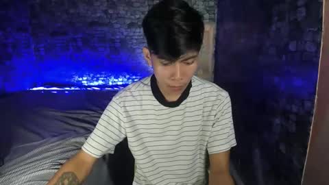 Snapshot of asianplayboyx chatting on April 5, 2026, 2:25 pm mark online show from April 5, 2026, 2:25 pm