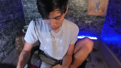Snapshot of asianplayboyx chatting on May 18, 2026, 2:23 pm mark online show from May 18, 2026, 2:23 pm