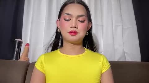 Lily online show from June 5, 2026, 11:10 pm