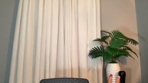 Lily online show from July 17, 2026, 6:53 am