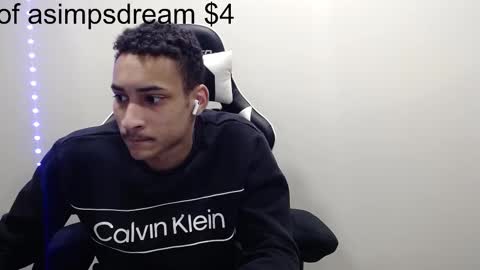 asimpsdream online show from February 13, 2025, 2:42 pm