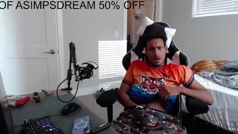 asimpsdream online show from September 19, 2025, 1:12 pm