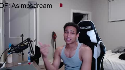 Snapshot of asimpsdream chatting on April 12, 2026, 4:06 am asimpsdream online show from April 12, 2026, 4:06 am