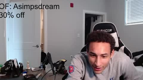 Snapshot of asimpsdream chatting on April 29, 2026, 8:37 pm asimpsdream online show from April 29, 2026, 8:37 pm