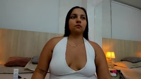 Snapshot of asly_vargas chatting on July 23, 2026, 3:48 am Asly online show from July 23, 2026, 3:48 am