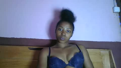 Snapshot of asmiraa chatting on February 20, 2026, 7:36 pm asmiraa online show from February 20, 2026, 7:36 pm