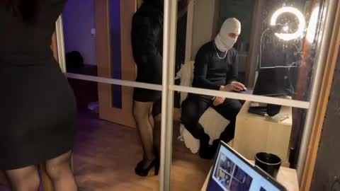 asmodeus_goddessoul online show from February 22, 2026, 12:15 pm