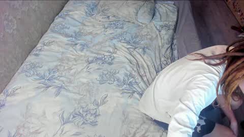 asphalt surfer online show from December 7, 2024, 6:15 pm