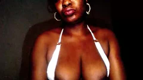 Snapshot of ass_elbonypussy chatting on May 25, 2026, 6:52 am ass_elbonypussy online show from May 25, 2026, 6:52 am