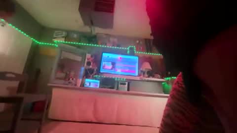 SIR WILLIAM online show from December 21, 2025, 7:15 am