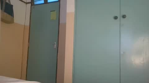 asscluupper online show from September 24, 2025, 7:01 am