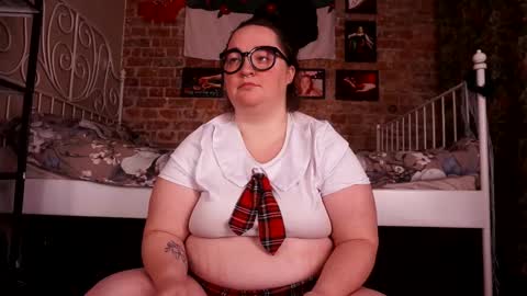 Eva online show from November 2, 2025, 3:20 am