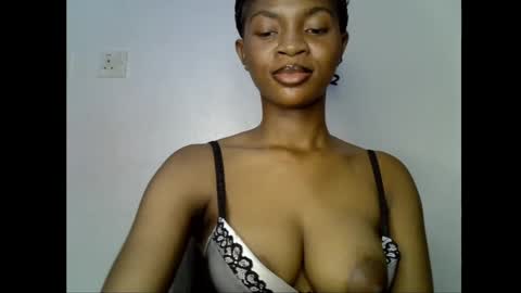 Snapshot of assy_ebony chatting on April 20, 2026, 9:38 pm Lily online show from April 20, 2026, 9:38 pm