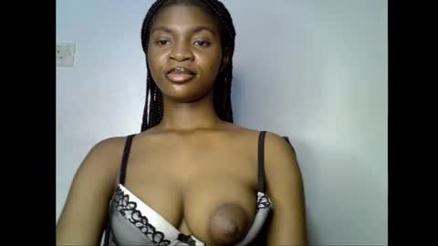 Snapshot of assy_ebony chatting on April 22, 2026, 9:05 pm Lily online show from April 22, 2026, 9:05 pm