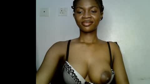 Snapshot of assy_ebony chatting on May 2, 2026, 8:58 pm Lily online show from May 2, 2026, 8:58 pm