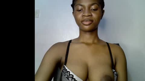 Snapshot of assy_ebony chatting on May 6, 2026, 8:58 pm Lily online show from May 6, 2026, 8:58 pm