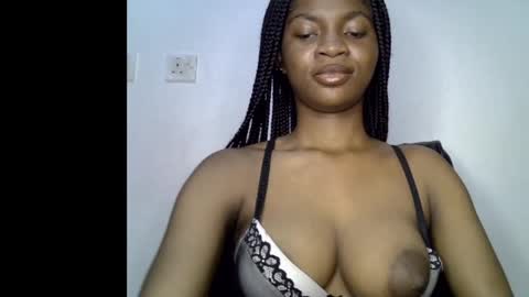 Snapshot of assy_ebony chatting on May 9, 2026, 10:37 pm Lily online show from May 9, 2026, 10:37 pm