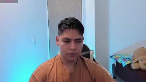 Snapshot of asta_kuro chatting on April 22, 2026, 5:32 am Asta Kuno online show from April 22, 2026, 5:32 am