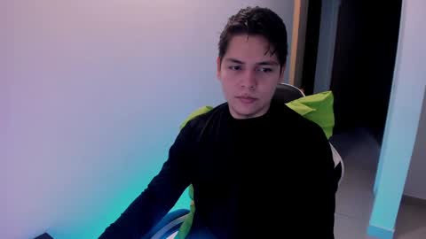 Snapshot of asta_kuro chatting on June 2, 2026, 12:23 am Asta Kuno online show from June 2, 2026, 12:23 am