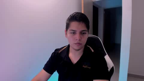 Snapshot of asta_kuro chatting on June 5, 2026, 1:12 am Asta Kuno online show from June 5, 2026, 1:12 am