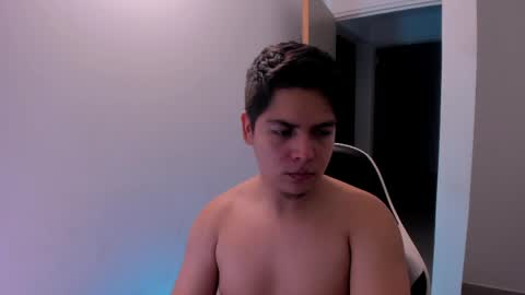 Snapshot of asta_kuro chatting on June 5, 2026, 6:52 am Asta Kuno online show from June 5, 2026, 6:52 am