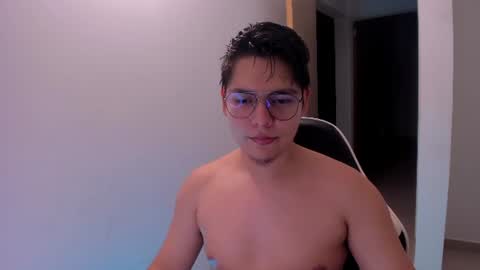 Snapshot of asta_kuro chatting on June 13, 2026, 10:35 am Asta Kuno online show from June 13, 2026, 10:35 am