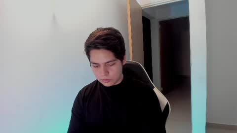Snapshot of asta_kuro chatting on July 3, 2026, 3:35 am Asta Kuno online show from July 3, 2026, 3:35 am