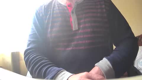 astelover online show from February 16, 2025, 1:38 pm